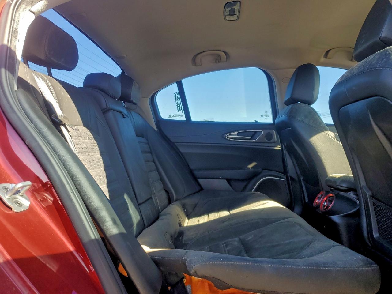 Alfa Romeo Giulia Ti Image 8