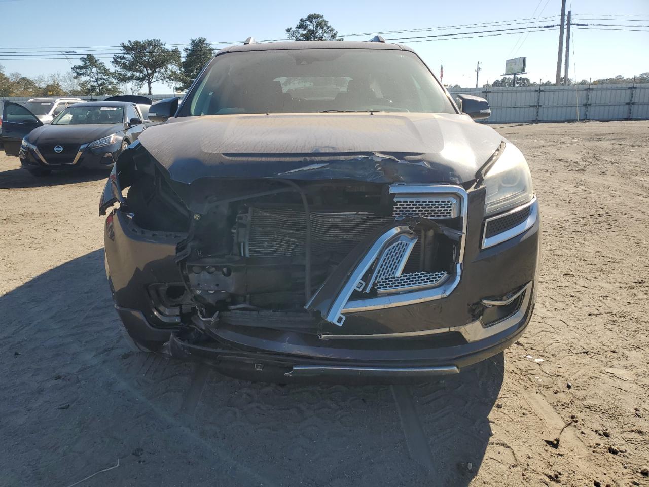 GMC Acadia Denali Image 8