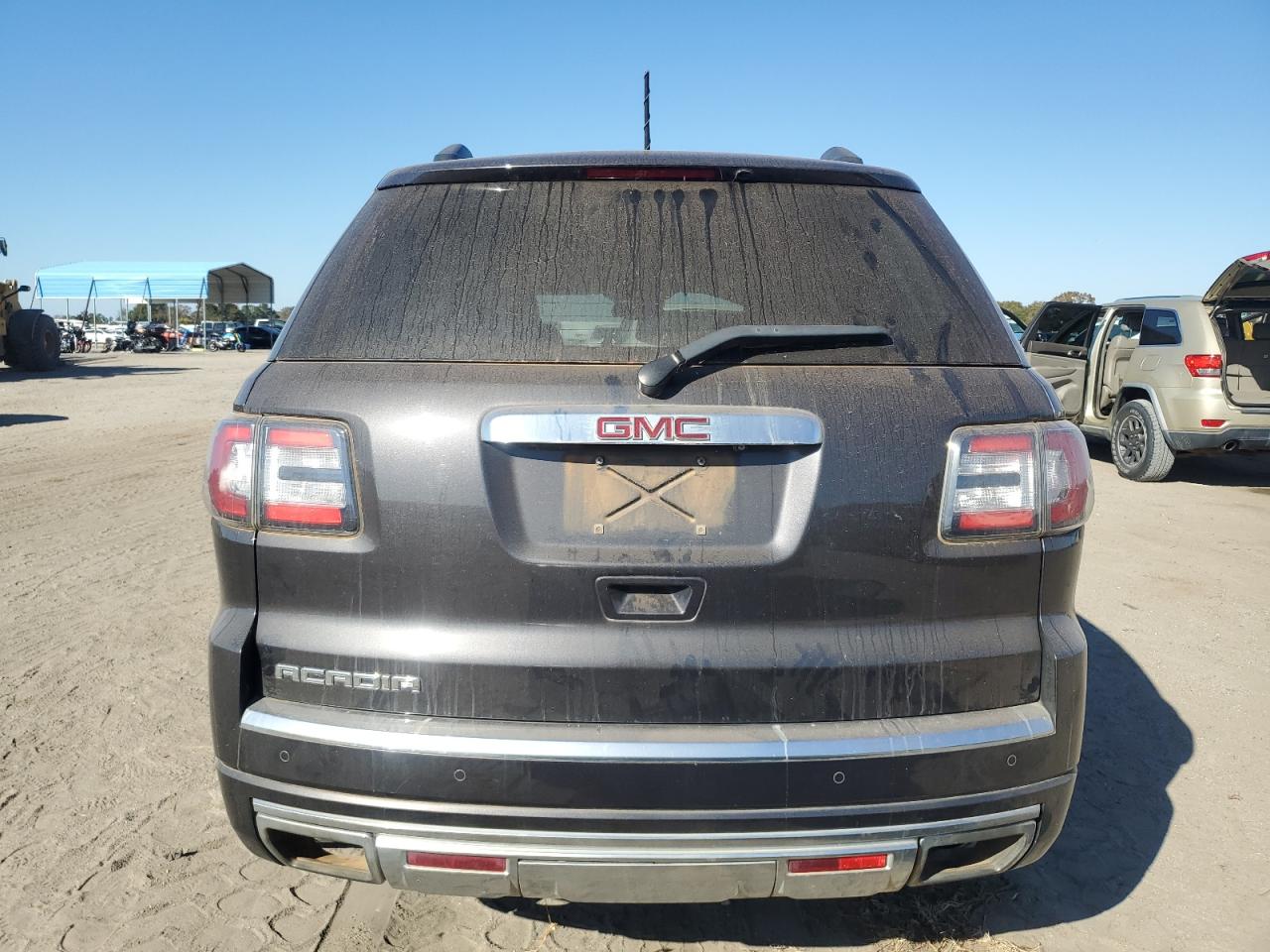 GMC Acadia Denali Image 10