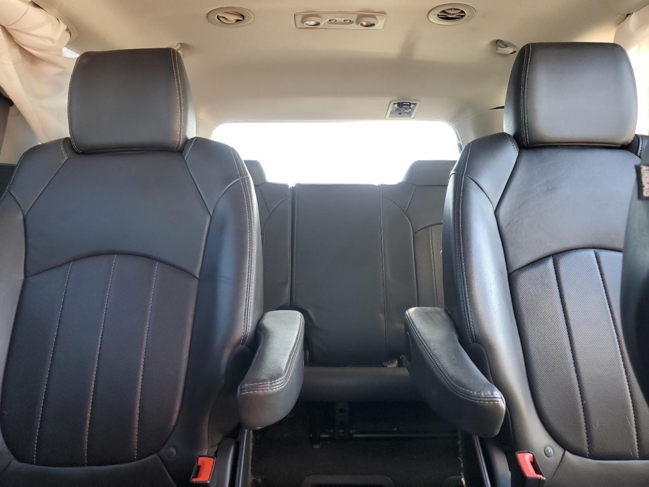 GMC Acadia Denali Image 4