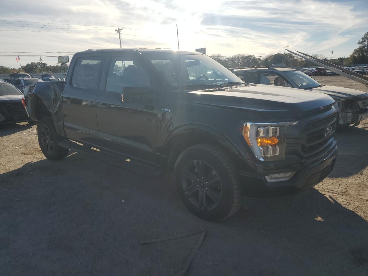 Ford F-150 Supercrew Image 2