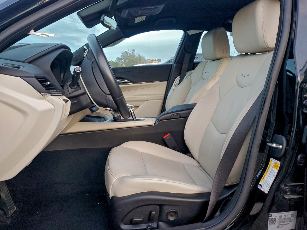 Cadillac CT4 Premium Luxury Image 6