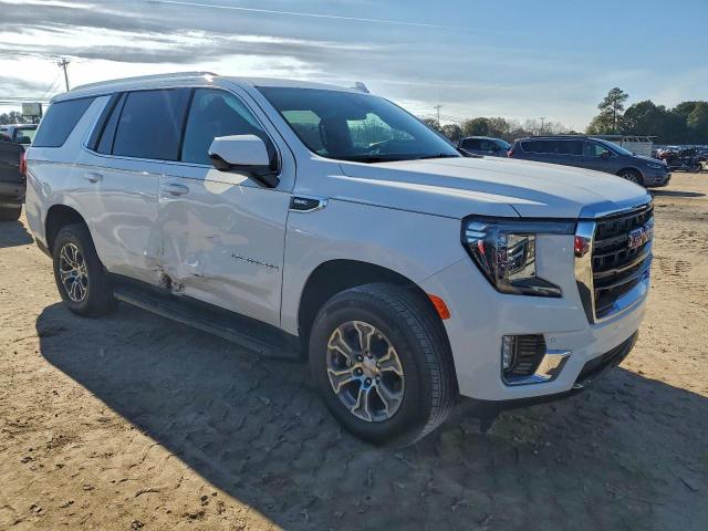 GMC Yukon Sle Image 10