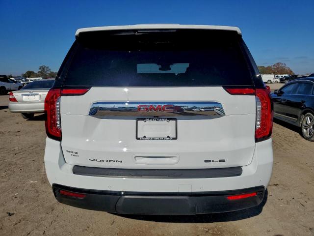 GMC Yukon Sle Image 13
