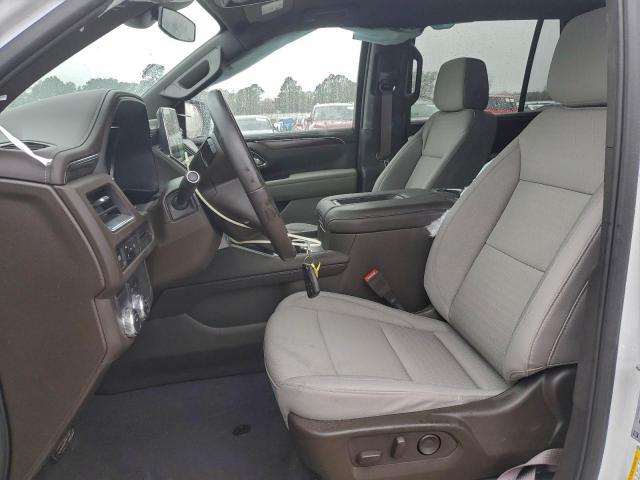 GMC Yukon Sle Image 8