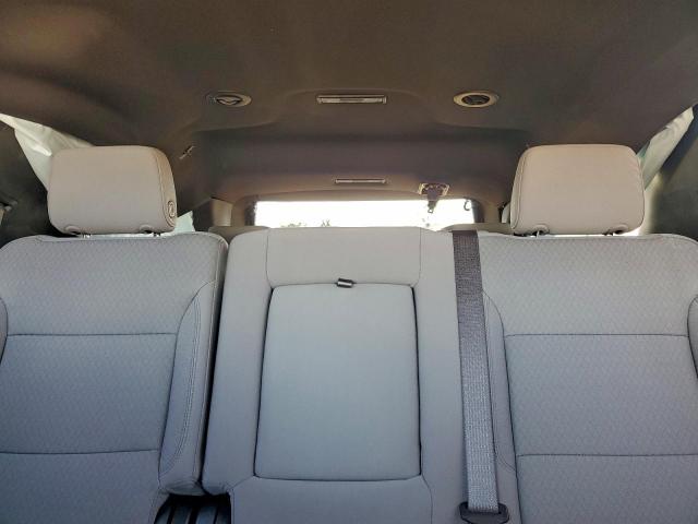 GMC Yukon Sle Image 7