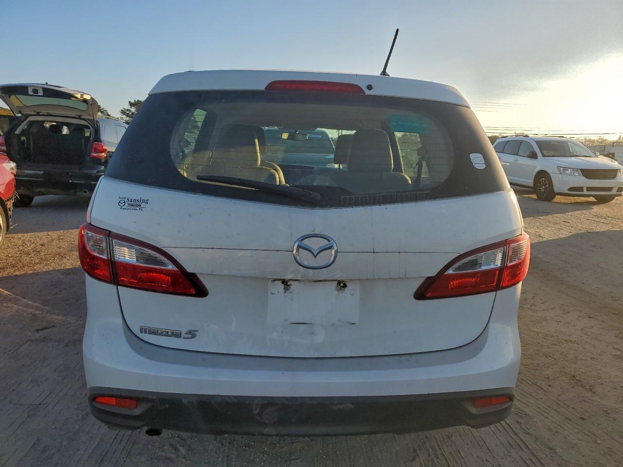 Mazda 5 Image 13