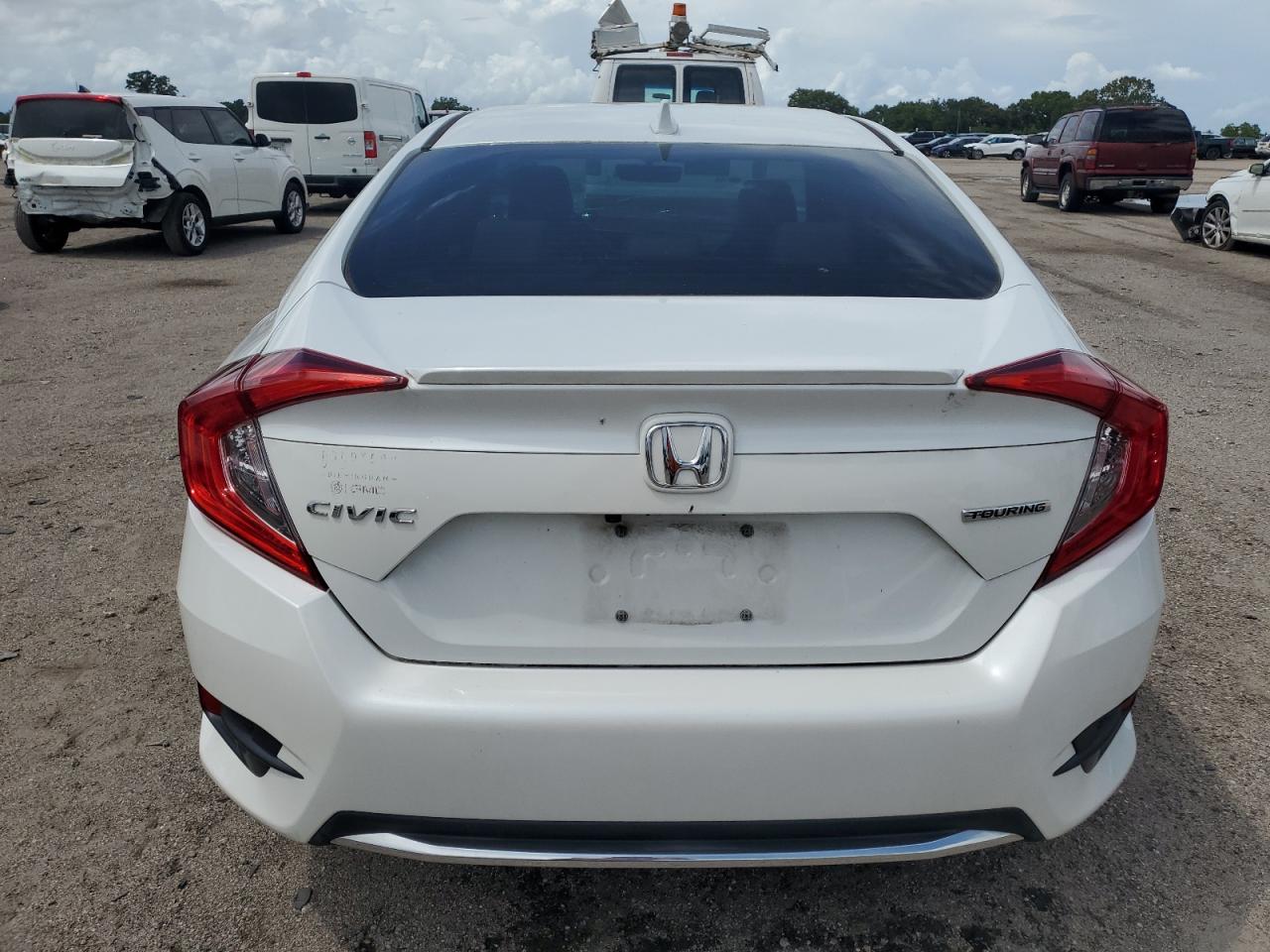 Honda Civic Touring Image 5