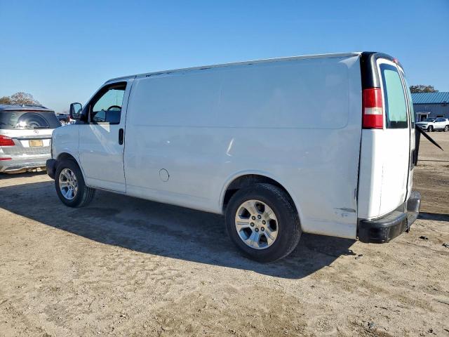 Chevrolet Express Image 11