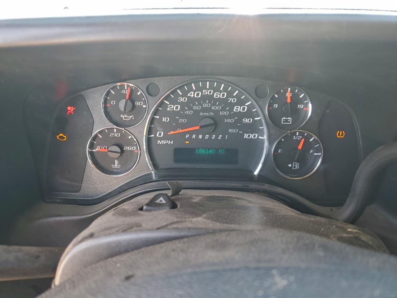 Chevrolet Express Image 7