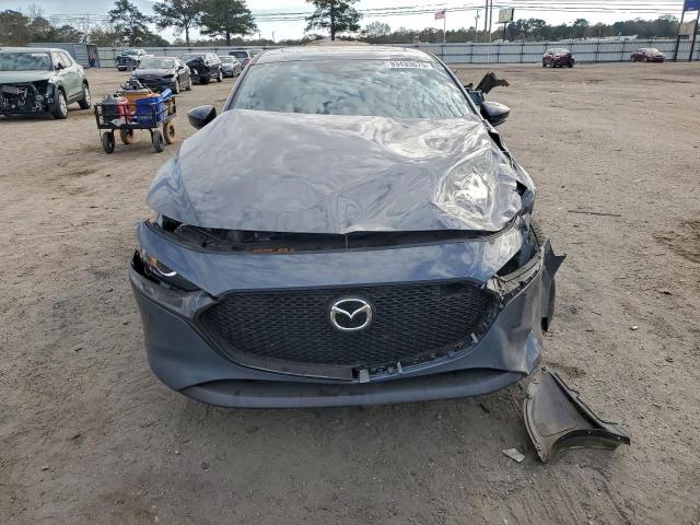 Mazda 3 Preferred Image 8