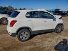 Chevrolet Trax Ls Image 3