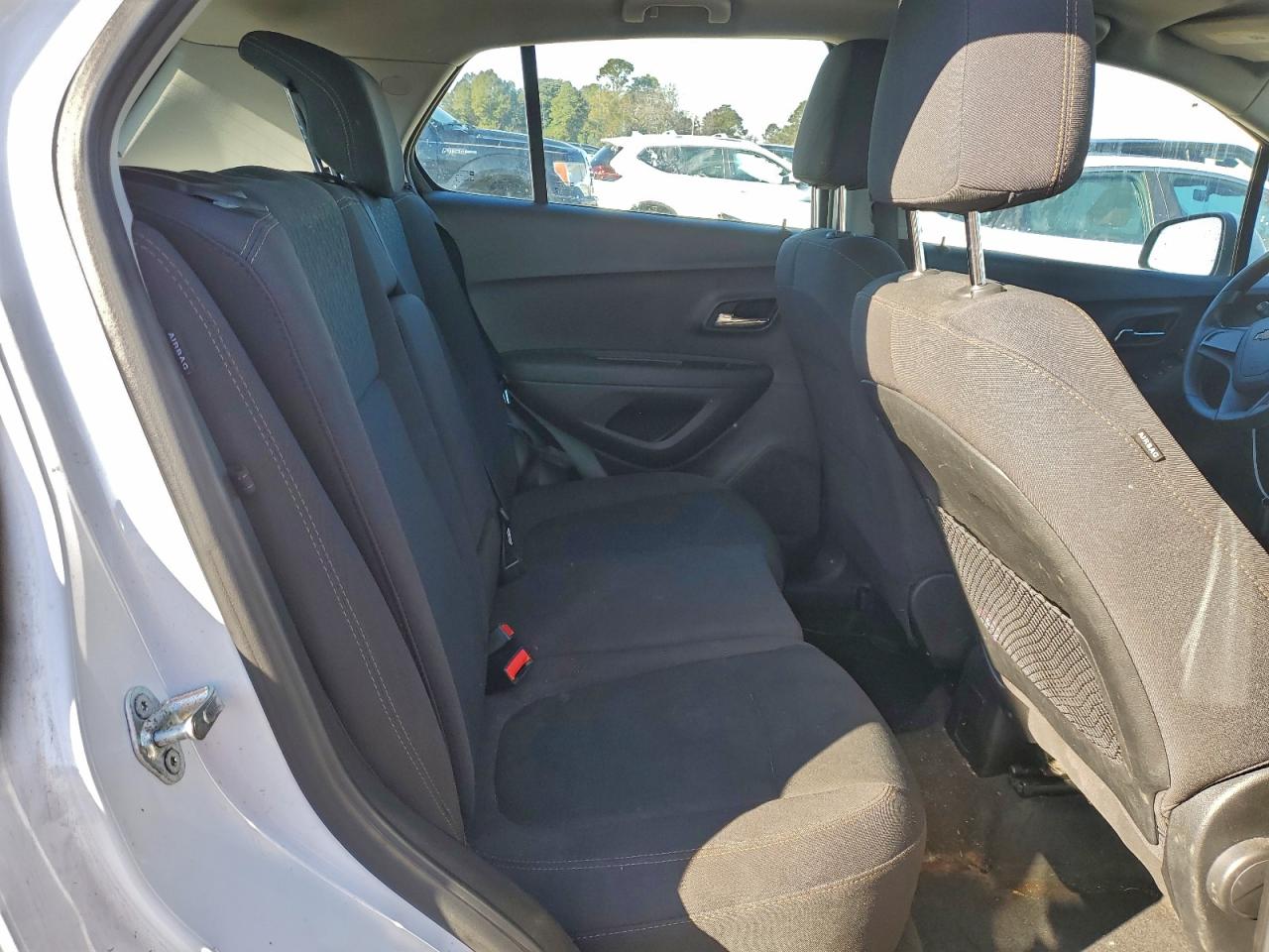 Chevrolet Trax Ls Image 10