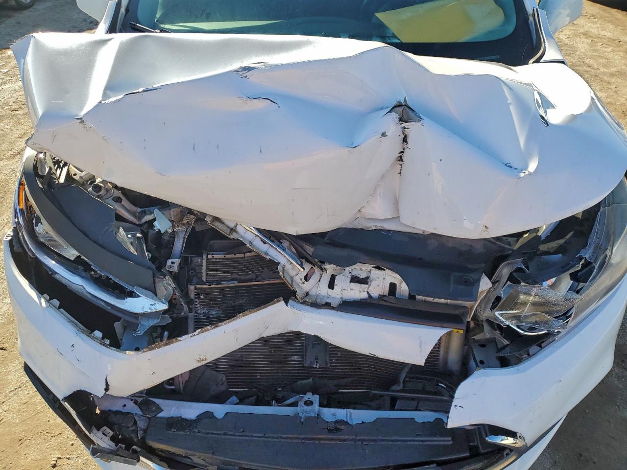 Chevrolet Trax Ls Image 12