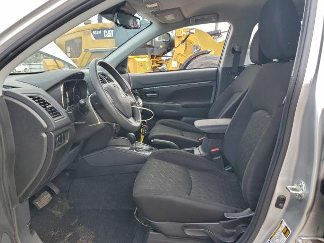 Mitsubishi Outlander S/se Image 12