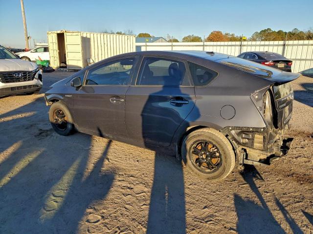 Toyota Prius Image 11