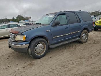  Salvage Ford Expedition