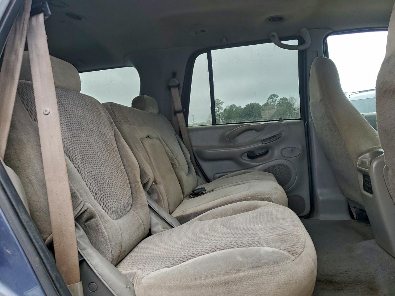 Ford Expedition Image 12