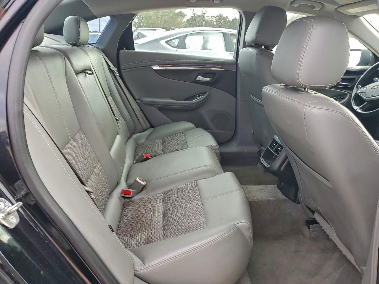 Chevrolet Impala Lt Image 6