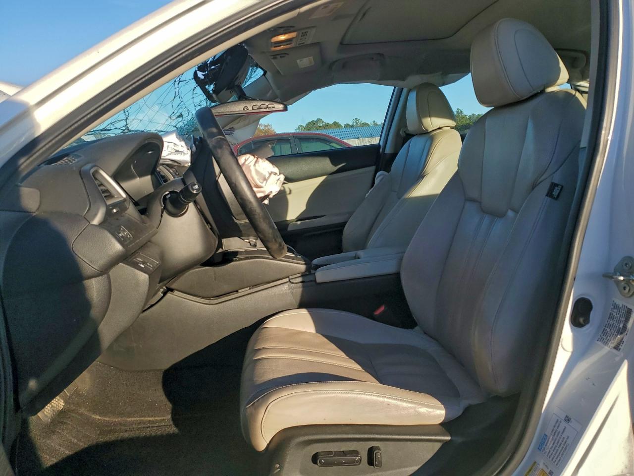 Honda Insight Touring Image 9