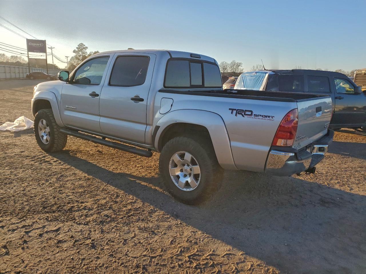 Toyota Tacoma Double Cab Prerunner Image 7