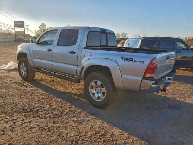 Toyota Tacoma Double Cab Prerunner Image 7