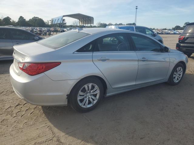 Hyundai SONATA Gls Image 2