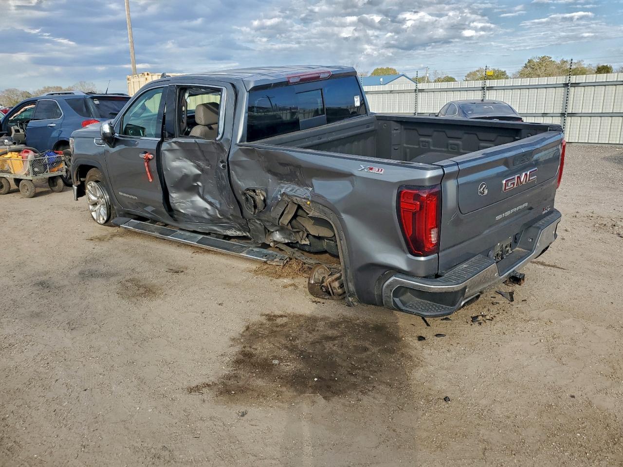 GMC Sierra K1500 Slt Image 2