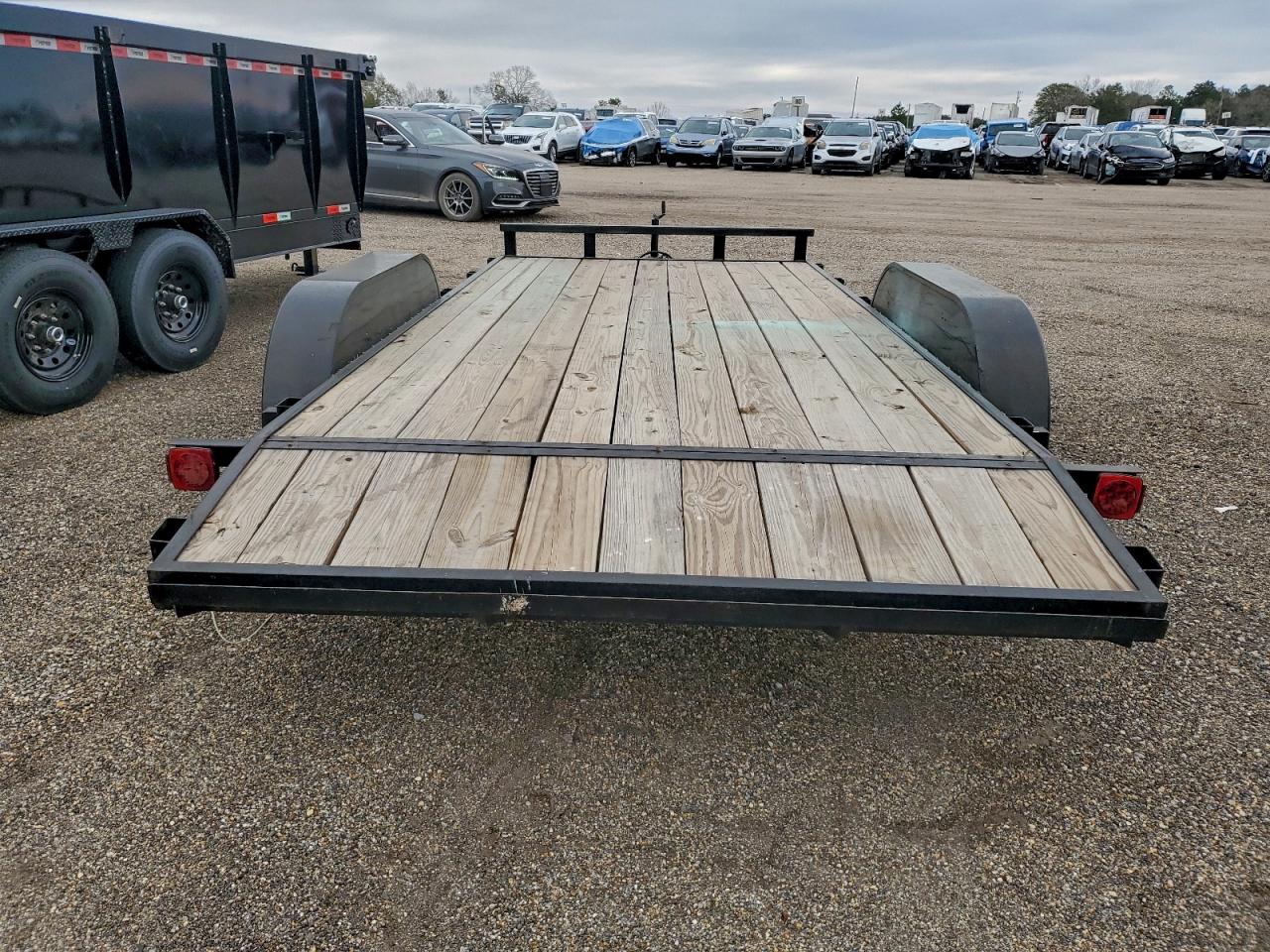 Unknown Trailer Image 8