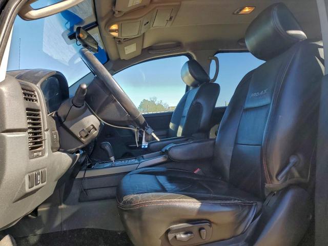 Nissan Titan S Image 6