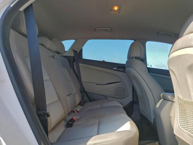 Hyundai TUCSON Limited Image 12