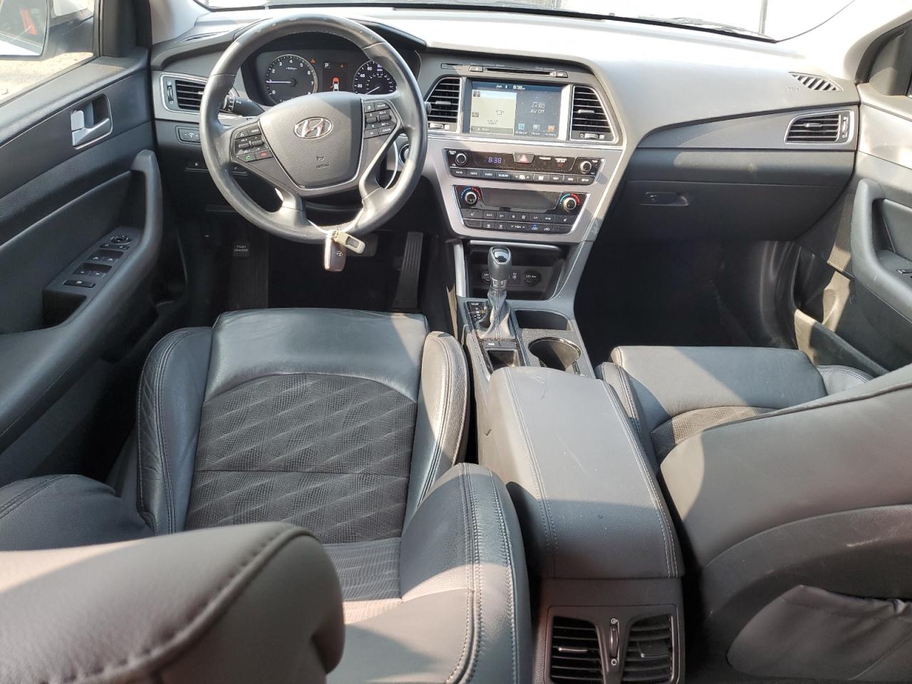 Hyundai SONATA Sport Image 13